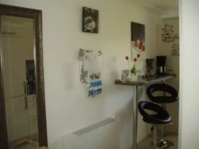 Flurspiegel und Küche